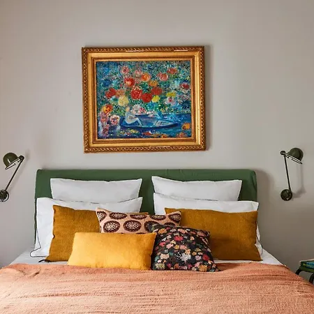 Maisons 322 - La Flamboyante Maison d'hôtes *