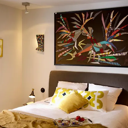 Maisons 322 - La Flamboyante Pensión