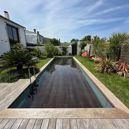 Maisons 322 - Maison La Flamboyante Guest house